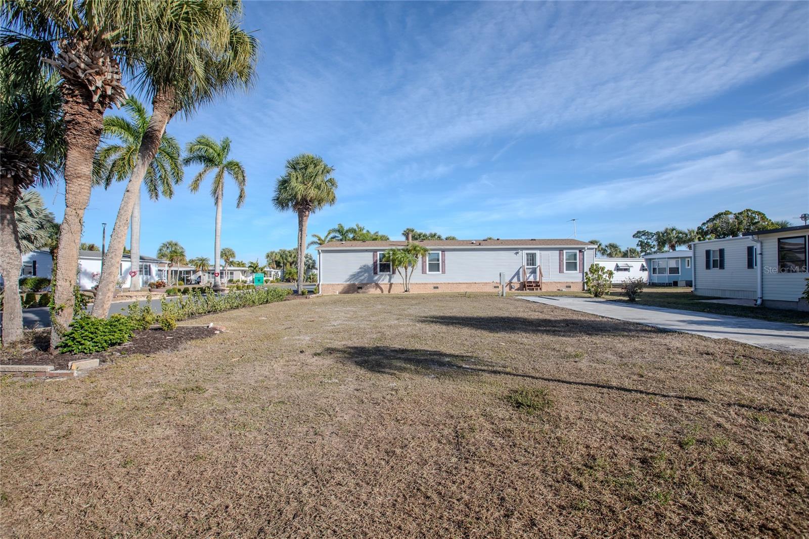 Image 4 of 28 For 2100 Kings Highway 28