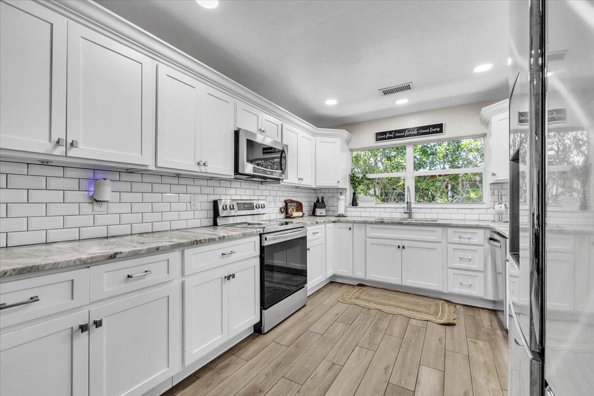 Image 27 of 88 For 6723 Avenue C