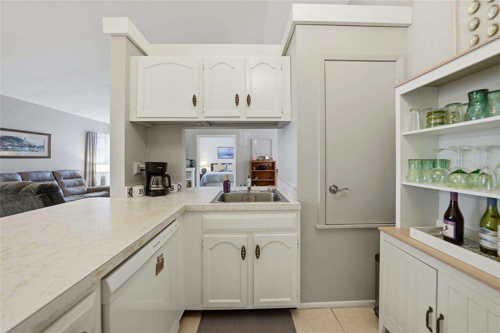 Image 14 of 34 For 5701 Mashie Circle 1