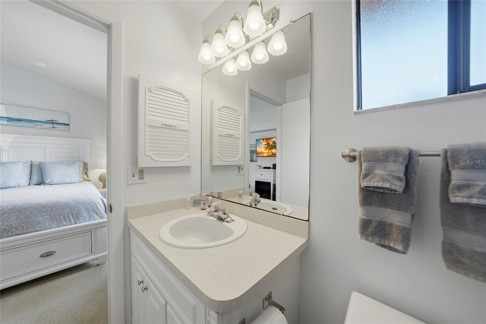 Image 21 of 34 For 5701 Mashie Circle 1