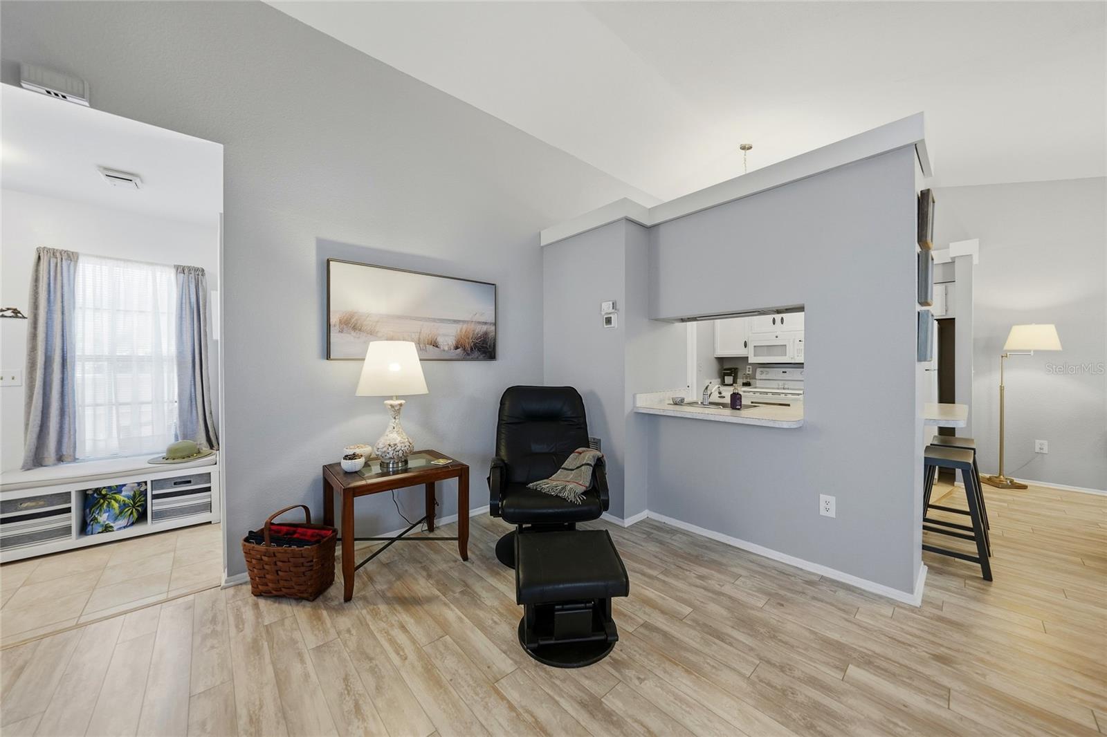 Image 6 of 34 For 5701 Mashie Circle 1