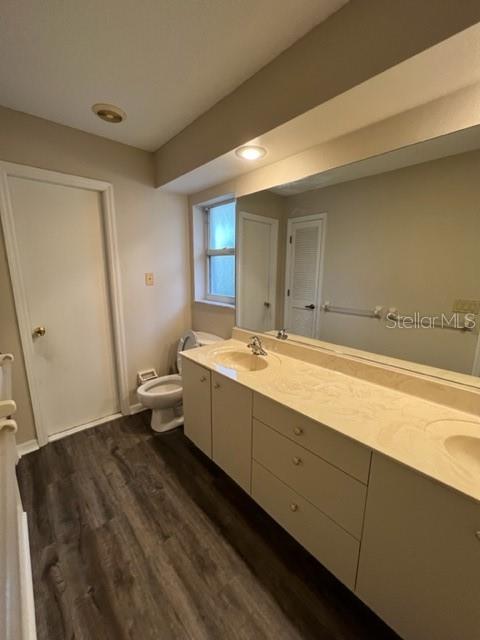 Image 6 of 12 For 2181 Biscayne Drive