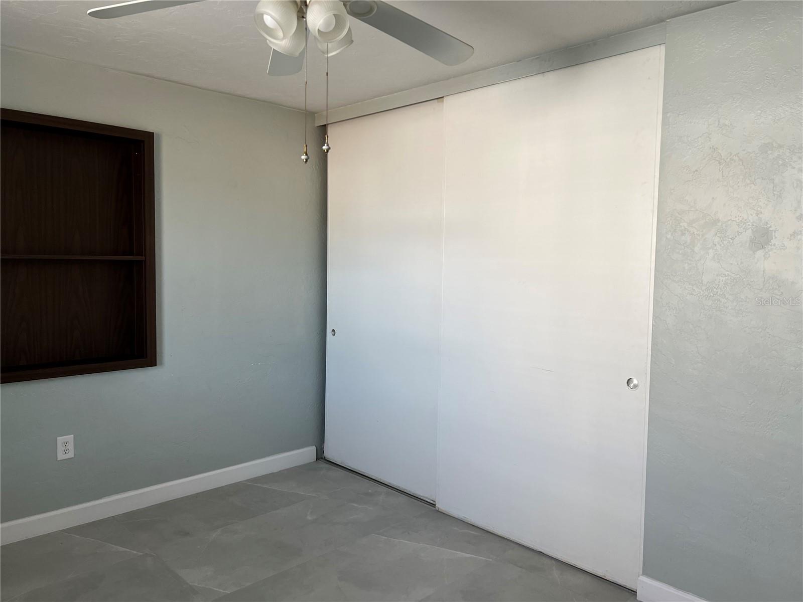 Image 10 of 14 For 21130 Gladis Avenue