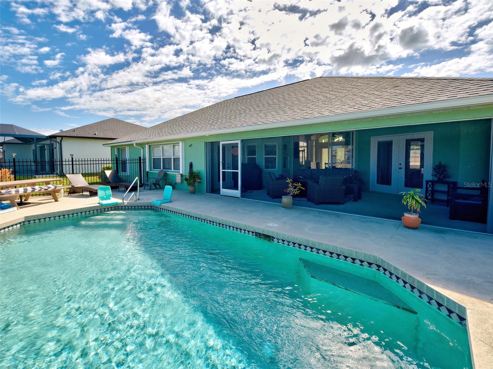 Image 15 of 81 For 77 Medalist Road