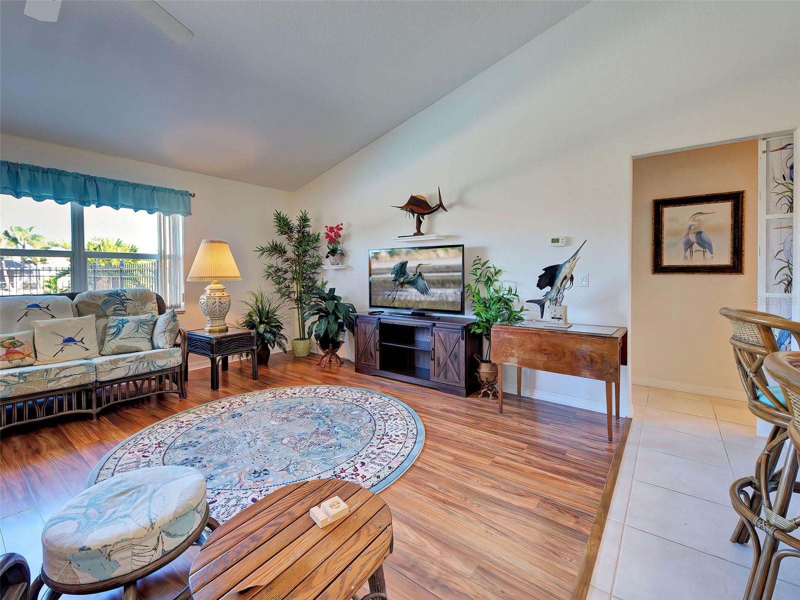 Image 33 of 81 For 77 Medalist Road