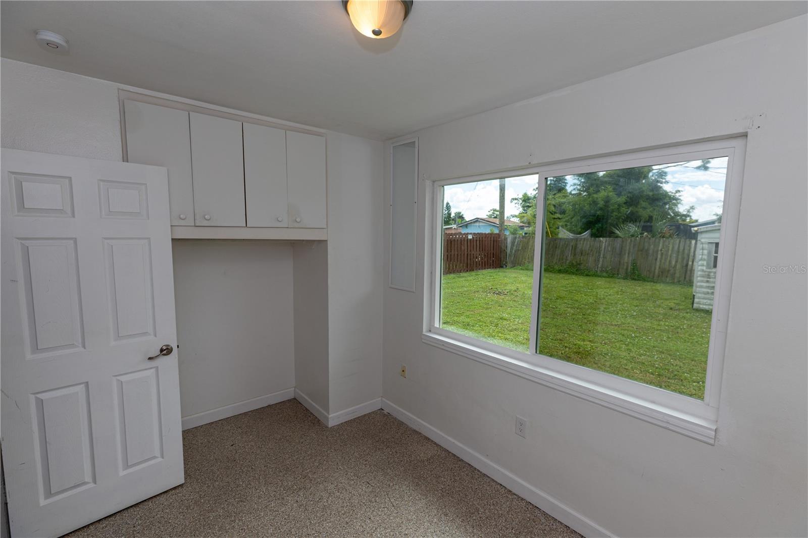 Image 11 of 14 For 21043 Bersell Avenue