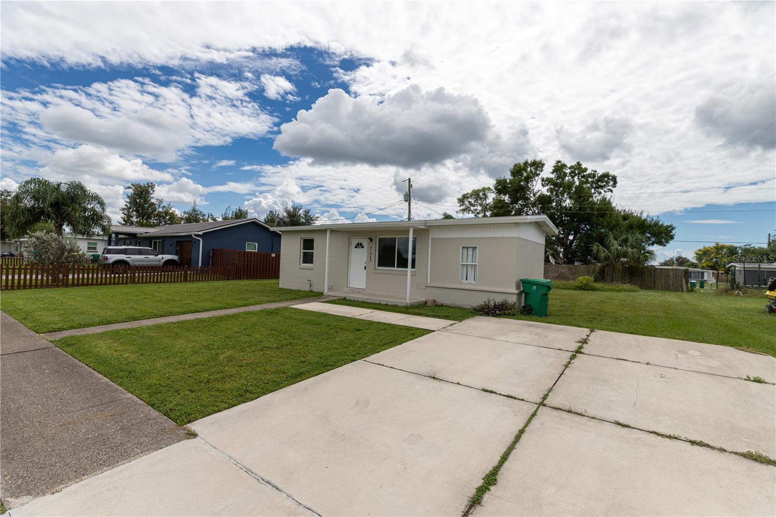 Image 2 of 14 For 21043 Bersell Avenue