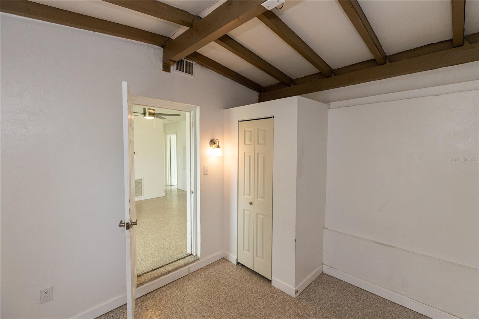 Image 7 of 14 For 21043 Bersell Avenue