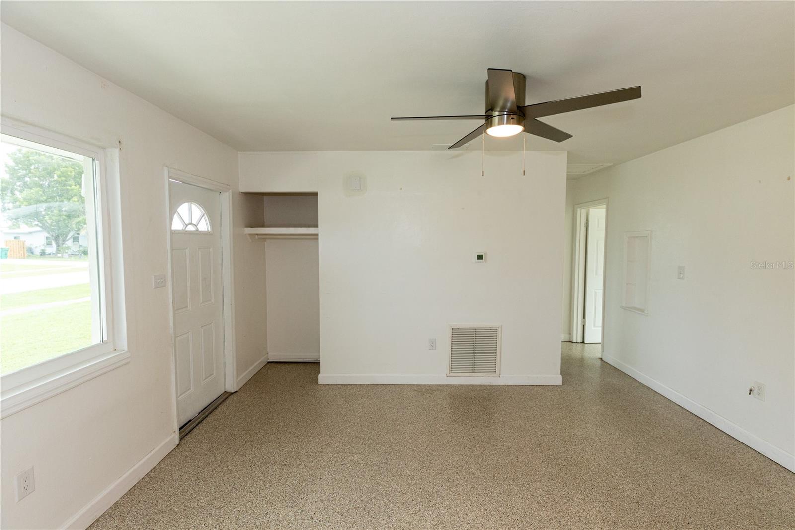 Image 8 of 14 For 21043 Bersell Avenue