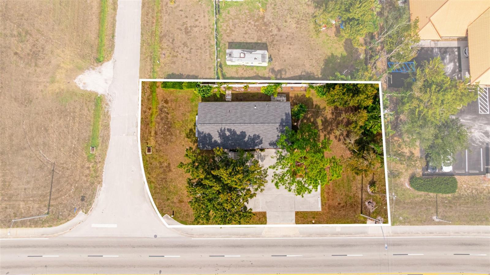 Image 32 of 38 For 164 Pondella Road