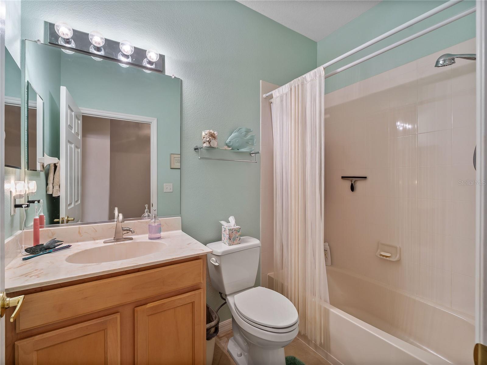 Image 31 of 49 For 4172 Lenox Boulevard