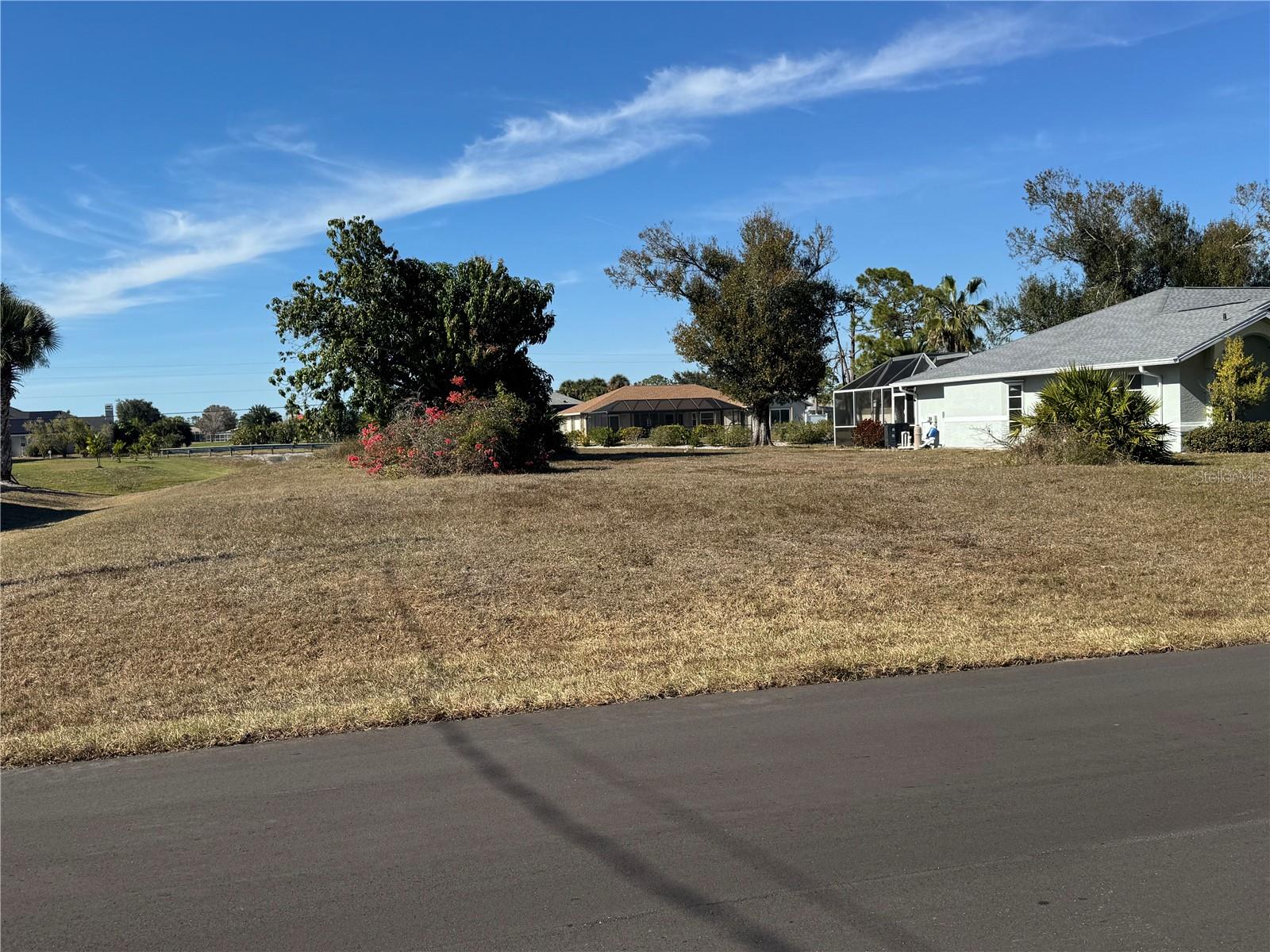 Image 2 of 7 For 270 Broadmoor Lane