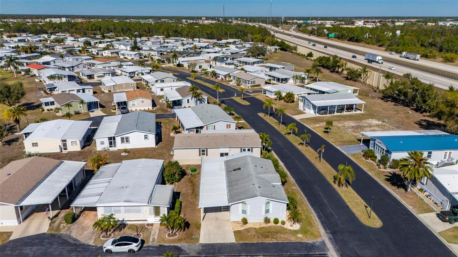 Image 37 of 56 For 1000 Kings Highway 413