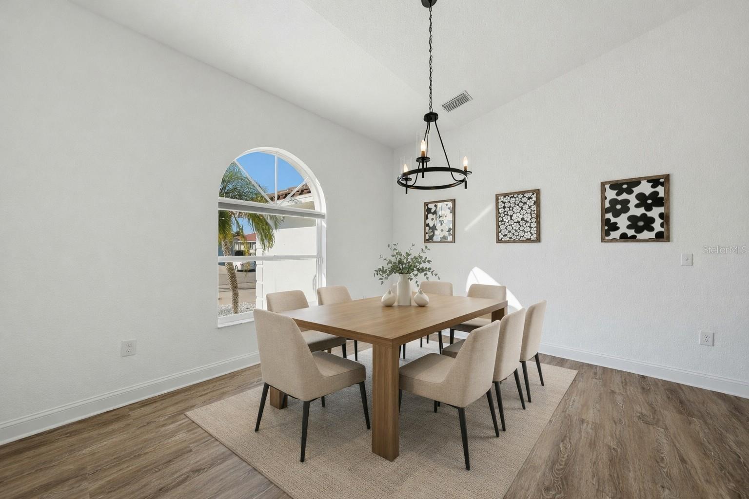 Image 6 of 37 For 2300 Via Esplanade