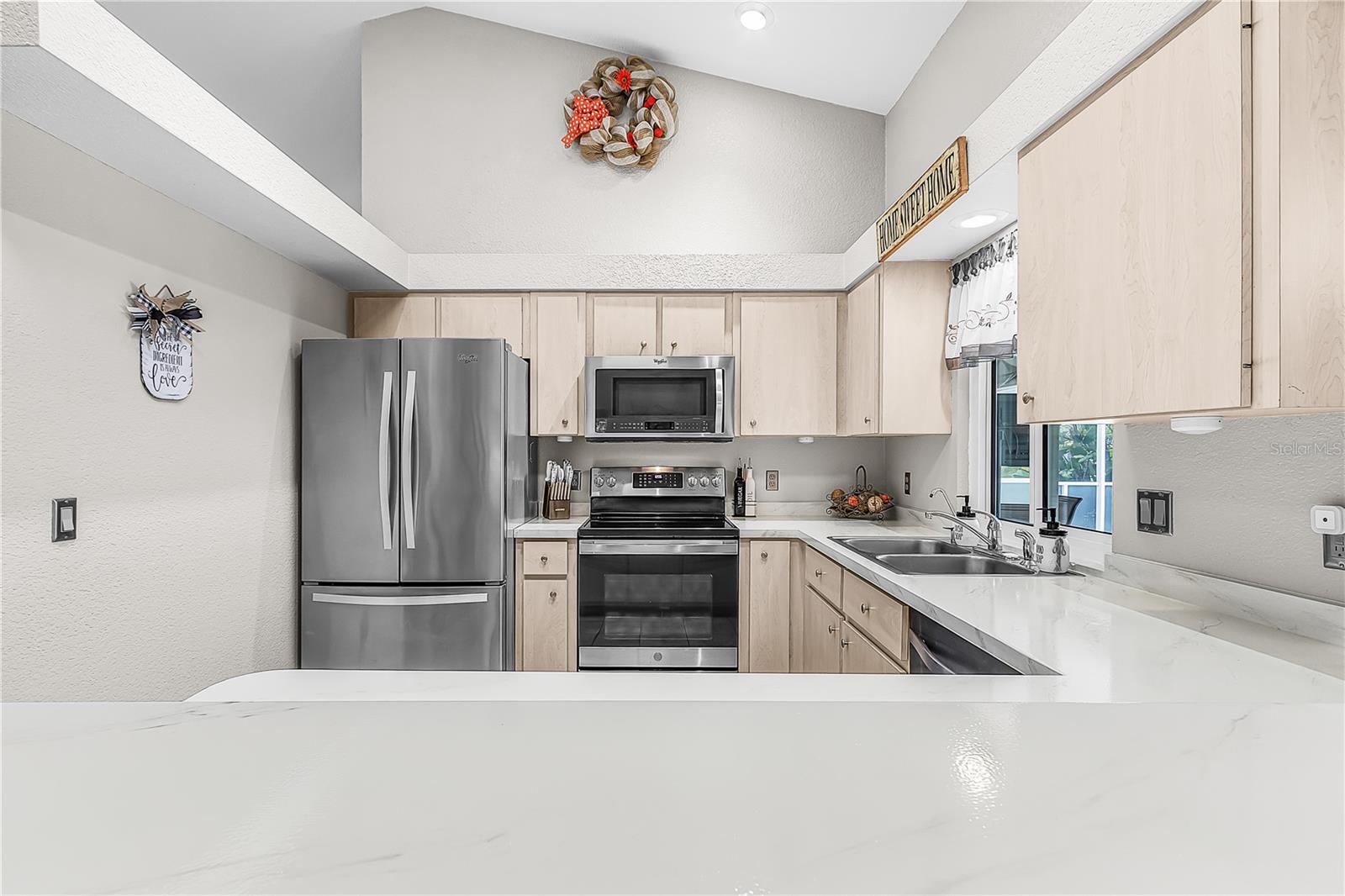 Image 20 of 30 For 7417 Blue Sage