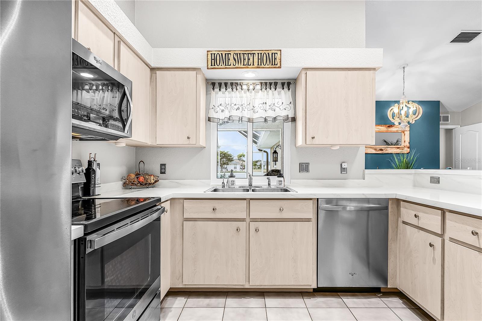 Image 21 of 30 For 7417 Blue Sage