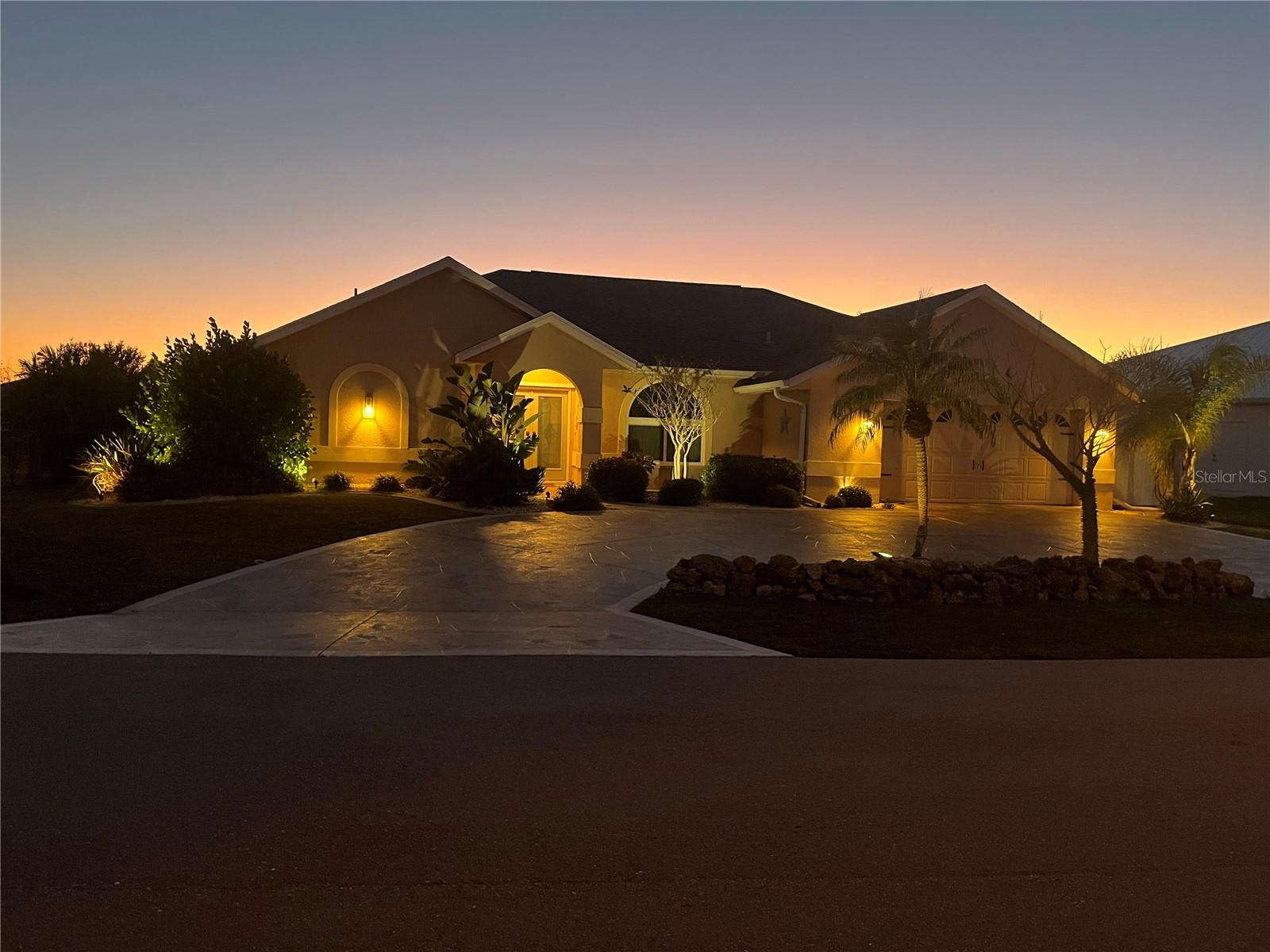 Image 27 of 30 For 7417 Blue Sage