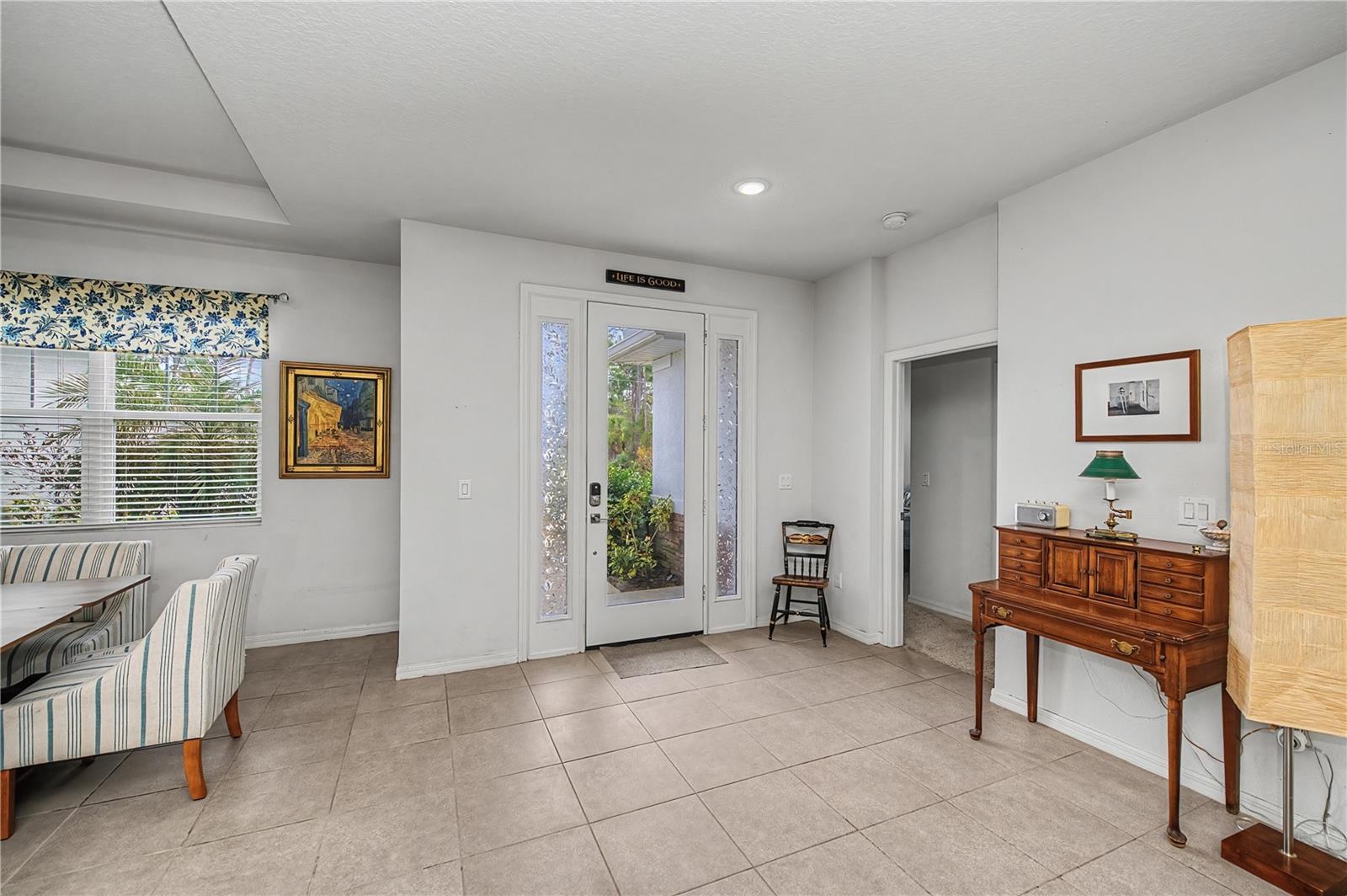 Image 11 of 64 For 2581 Ananas Road