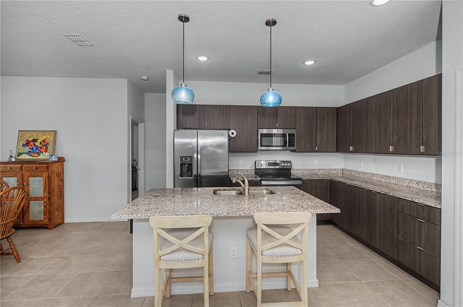 Image 19 of 64 For 2581 Ananas Road