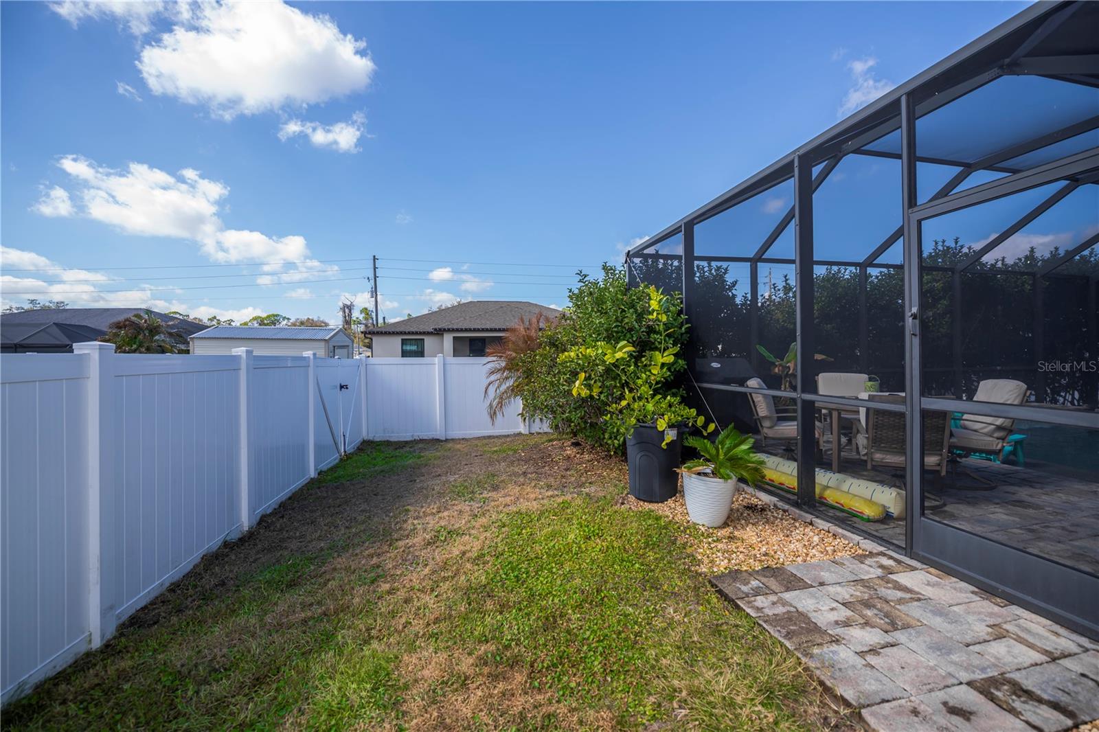 Image 55 of 64 For 2581 Ananas Road