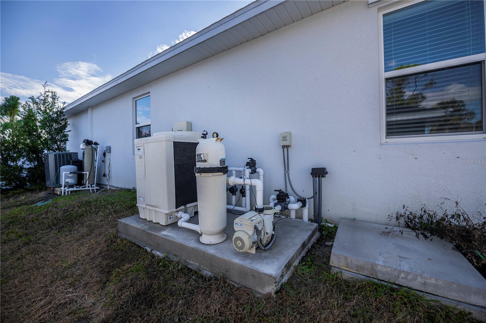 Image 56 of 64 For 2581 Ananas Road