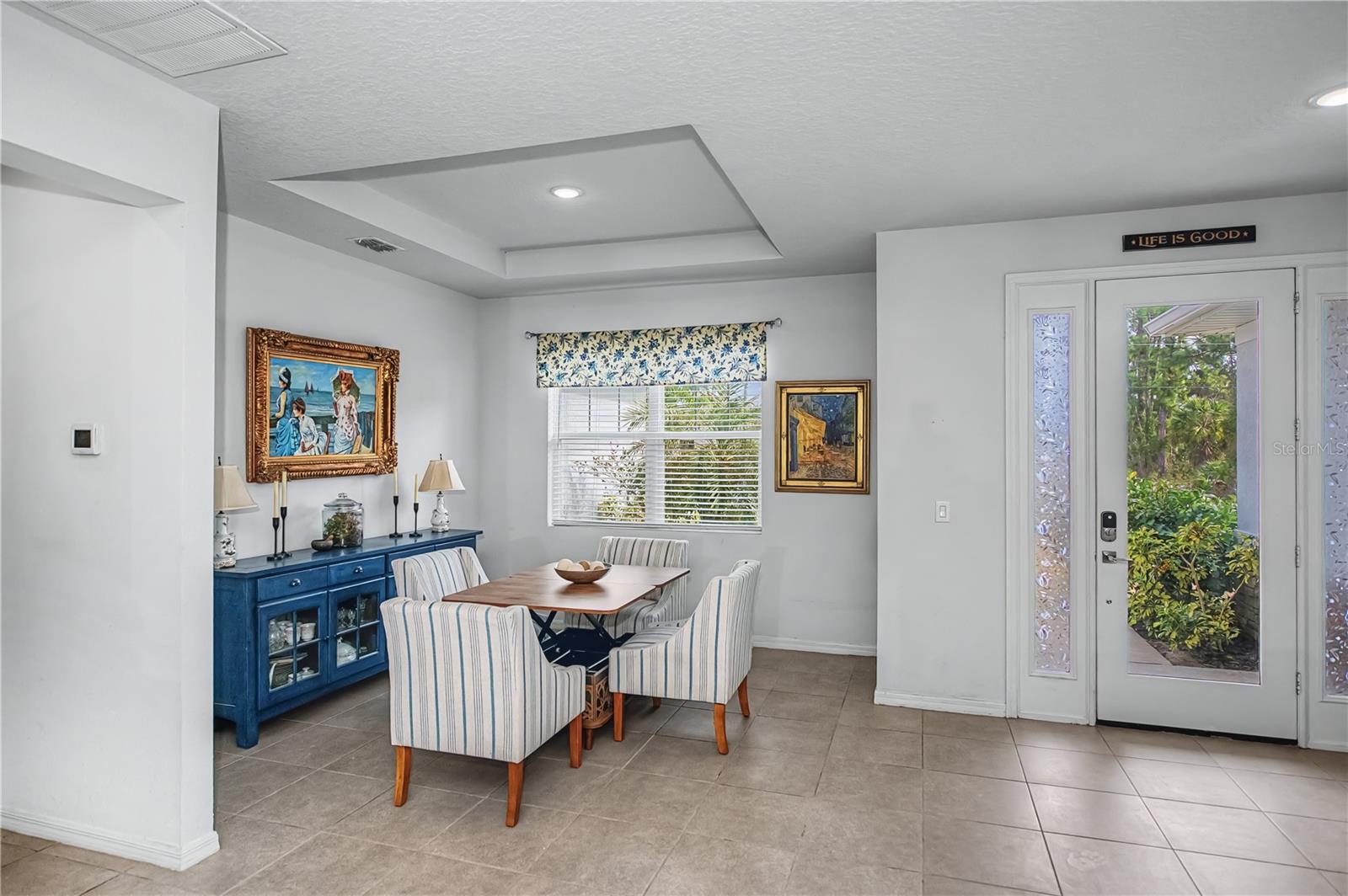 Image 7 of 64 For 2581 Ananas Road