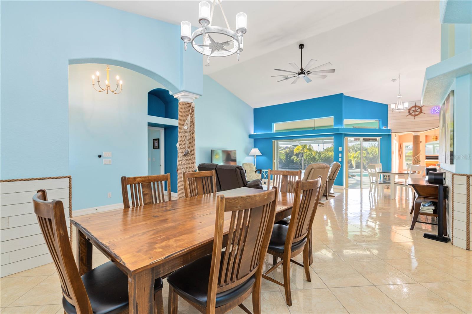 Image 13 of 70 For 8228 Tecumseh Circle