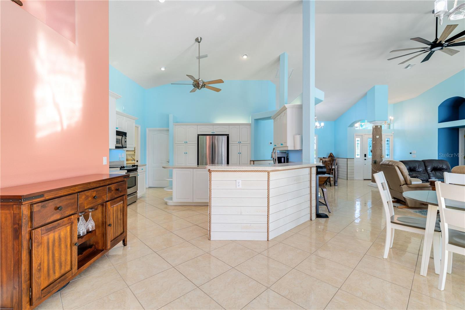 Image 21 of 70 For 8228 Tecumseh Circle