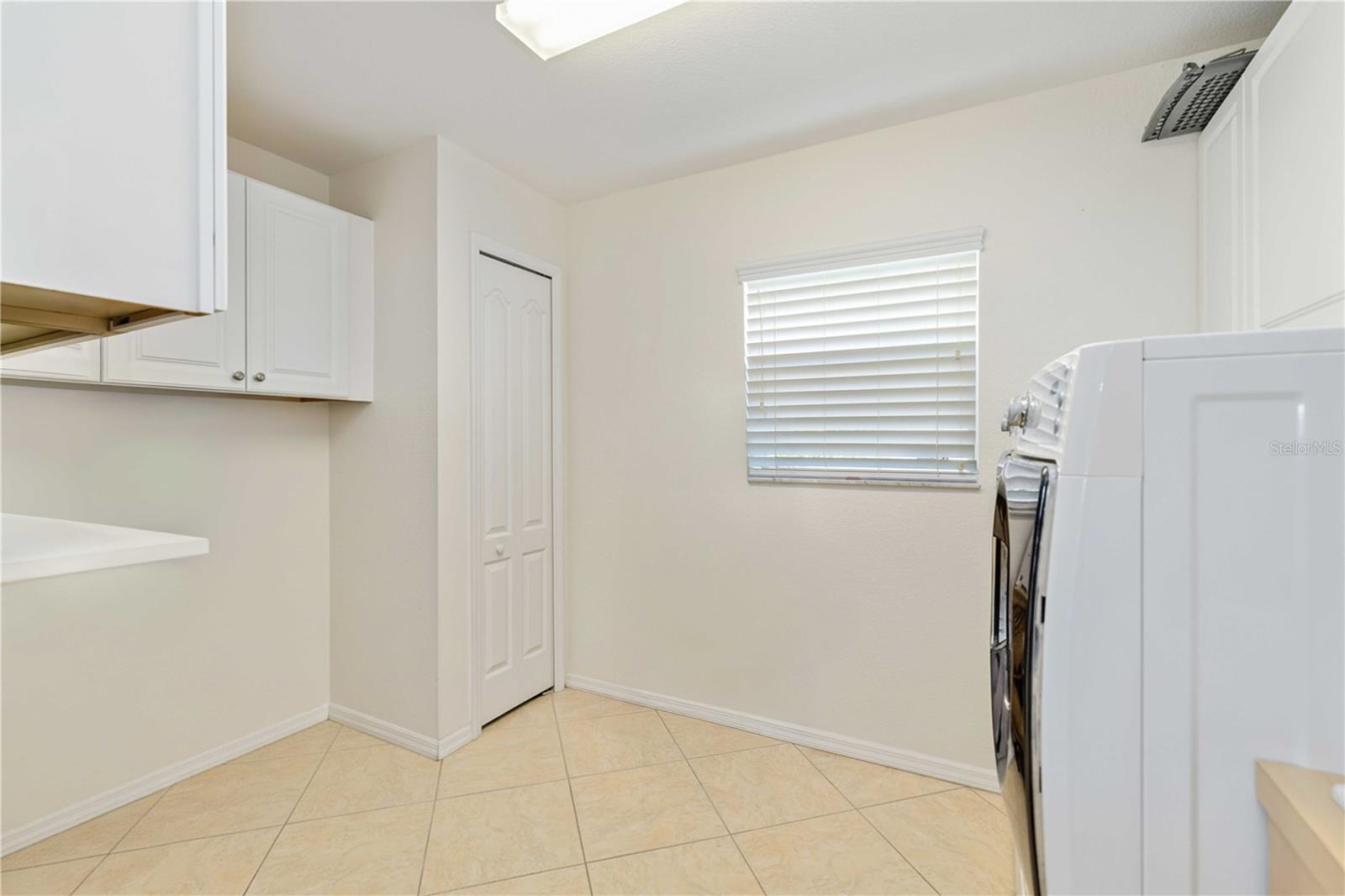 Image 41 of 70 For 8228 Tecumseh Circle