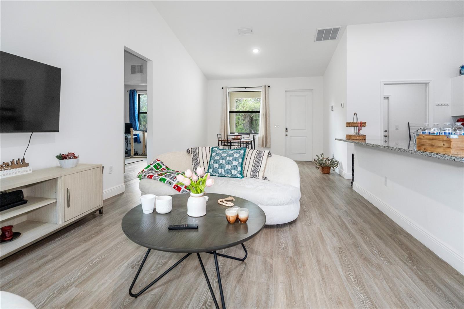 Image 17 of 47 For 8031 Sandy Cir