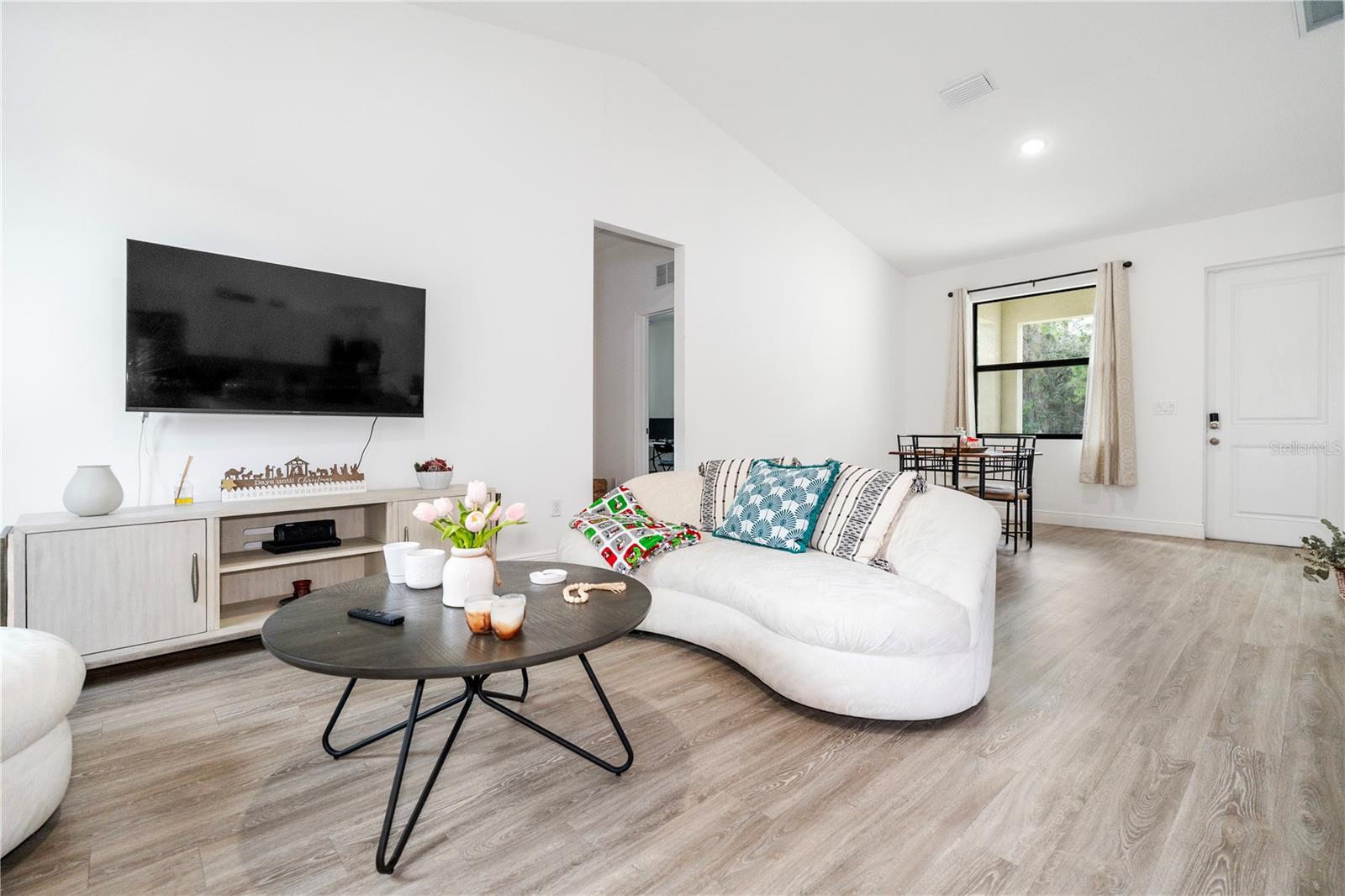 Image 3 of 47 For 8031 Sandy Cir