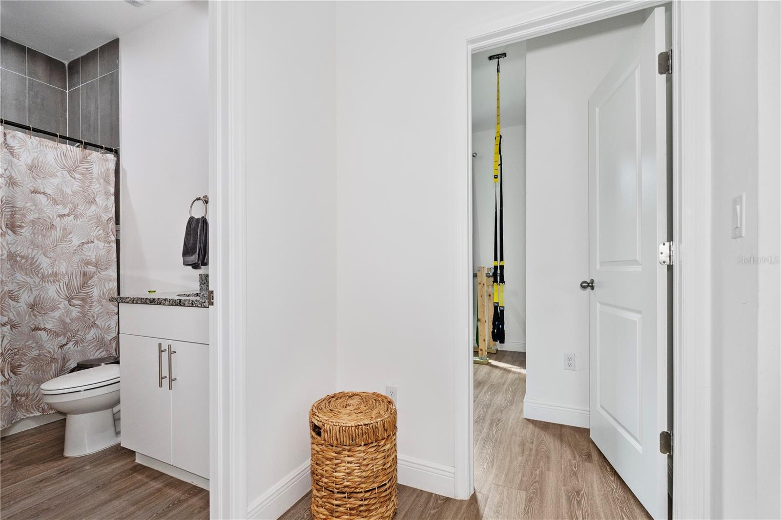 Image 30 of 47 For 8031 Sandy Cir