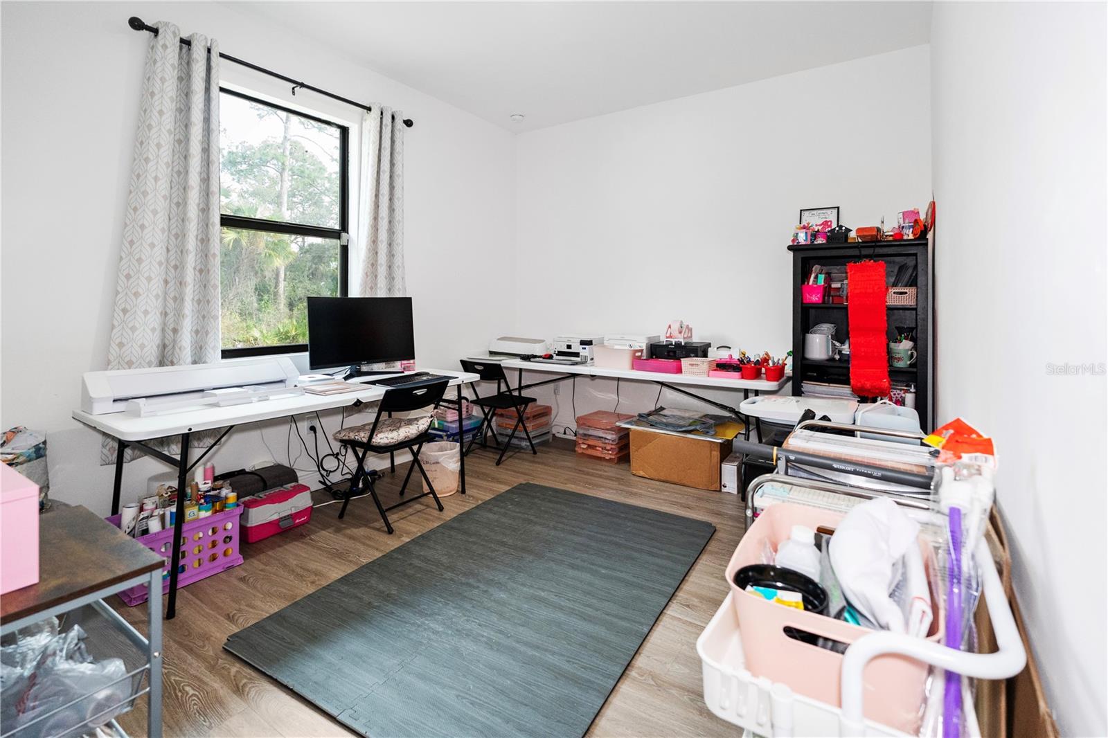 Image 36 of 47 For 8031 Sandy Cir