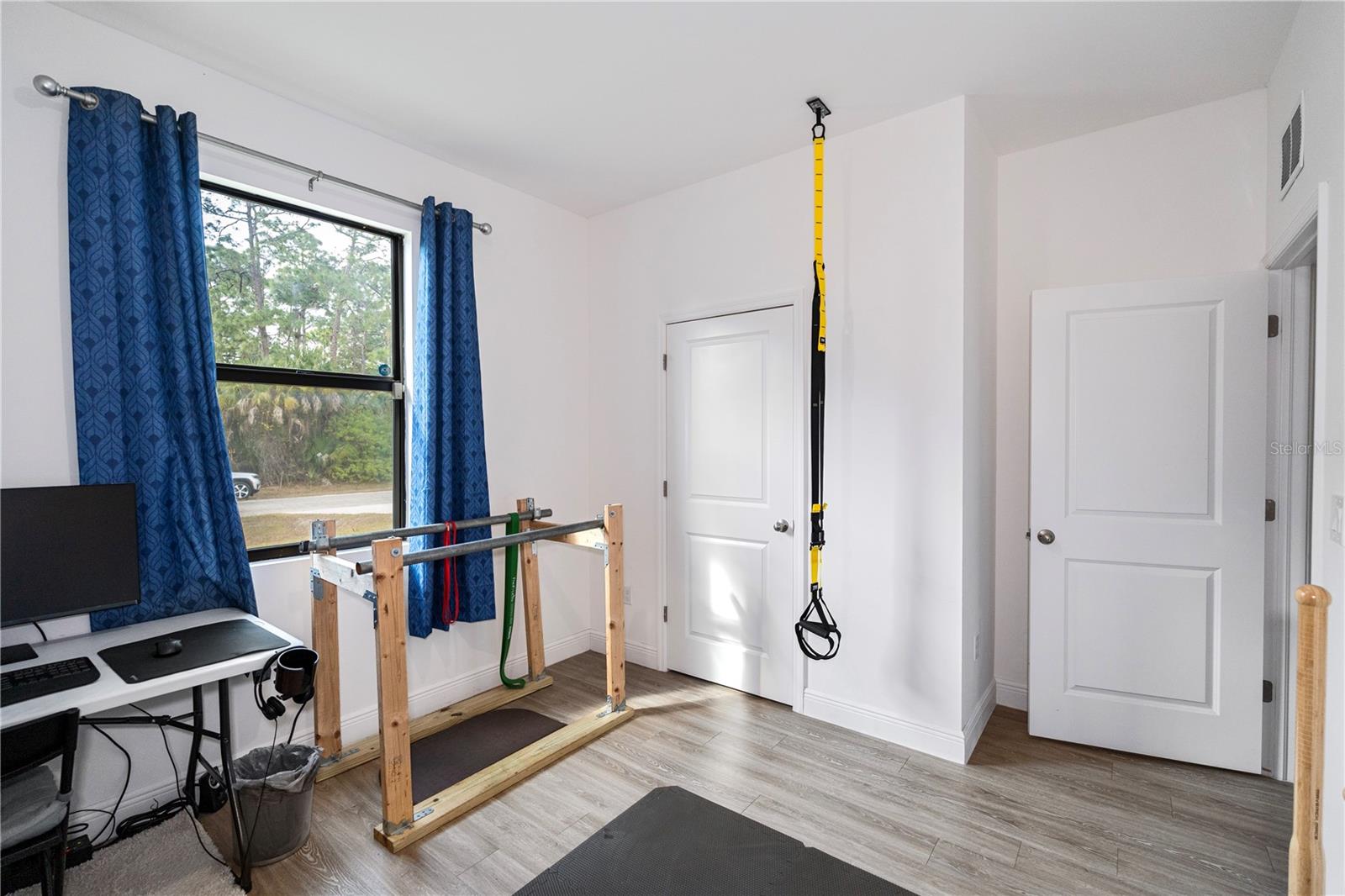 Image 37 of 47 For 8031 Sandy Cir