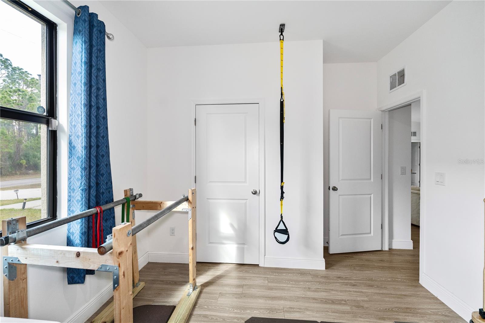 Image 39 of 47 For 8031 Sandy Cir