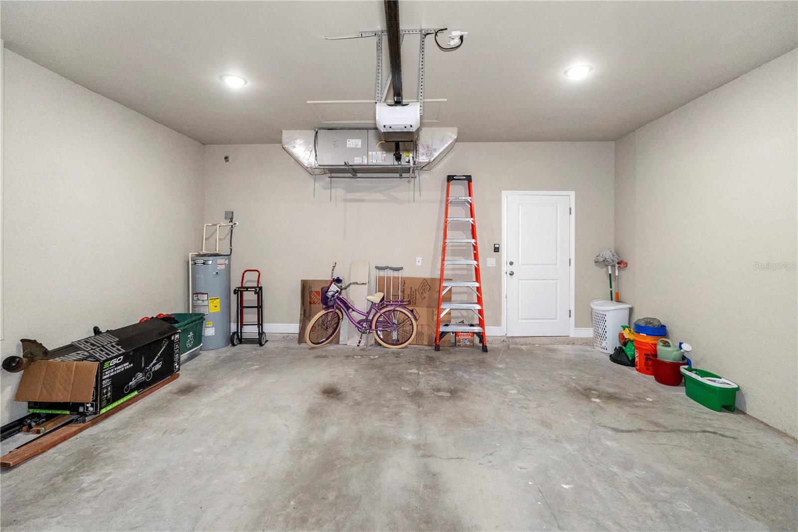 Image 41 of 47 For 8031 Sandy Cir