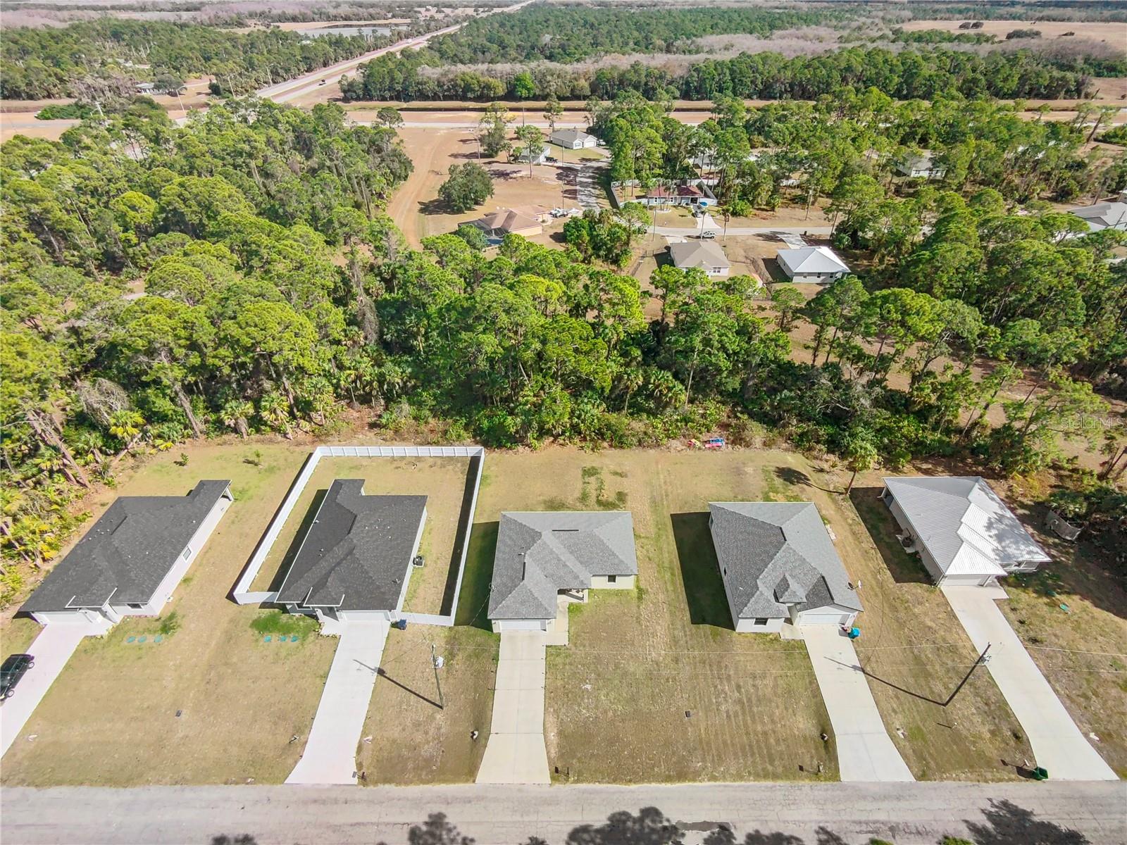 Image 43 of 47 For 8031 Sandy Cir