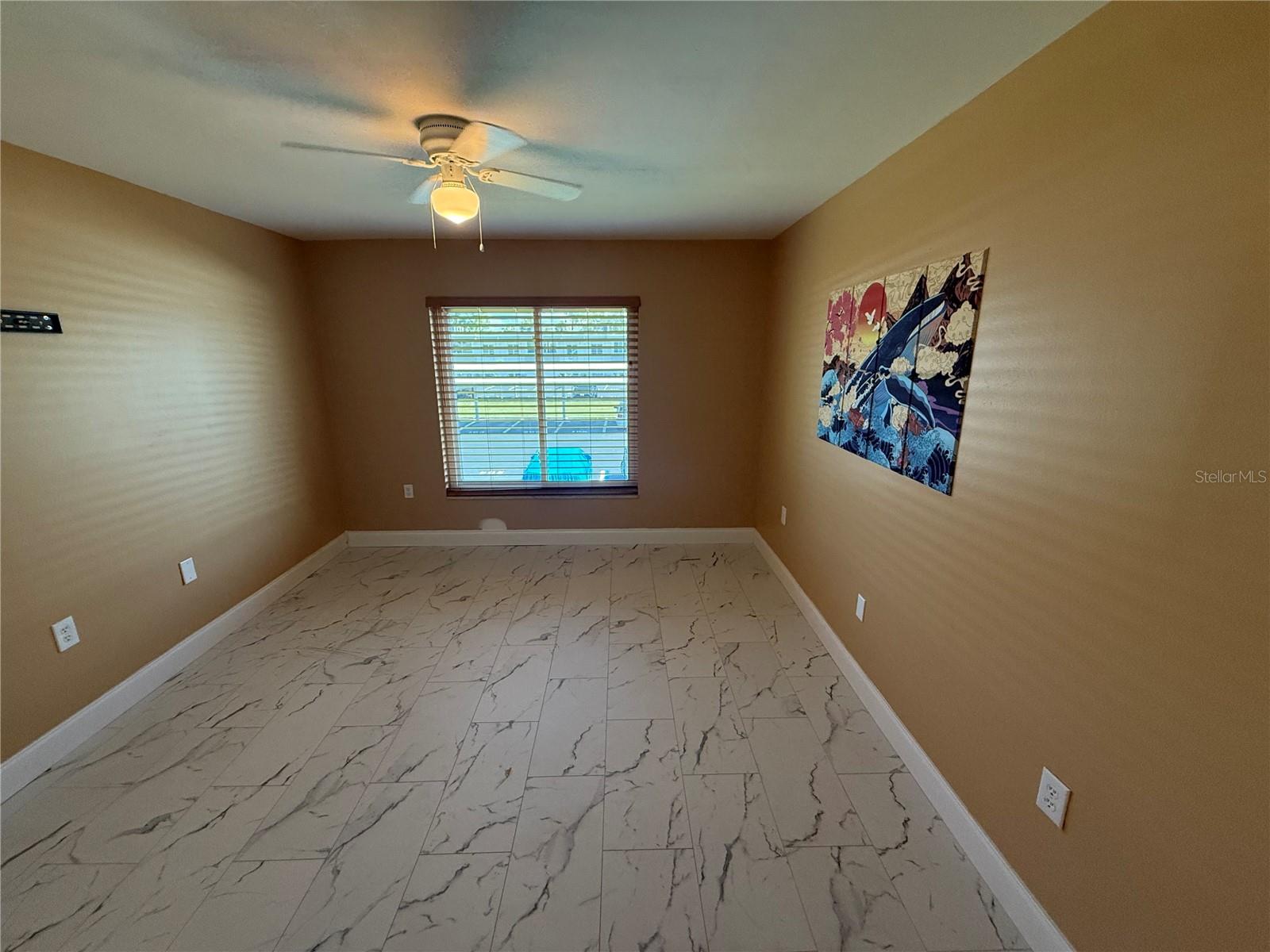 Image 14 of 17 For 21280 Brinson Avenue 203