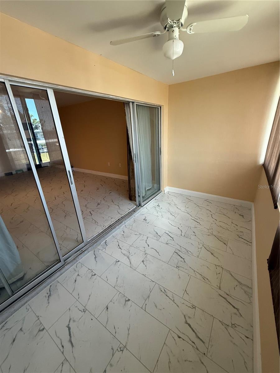 Image 16 of 17 For 21280 Brinson Avenue 203