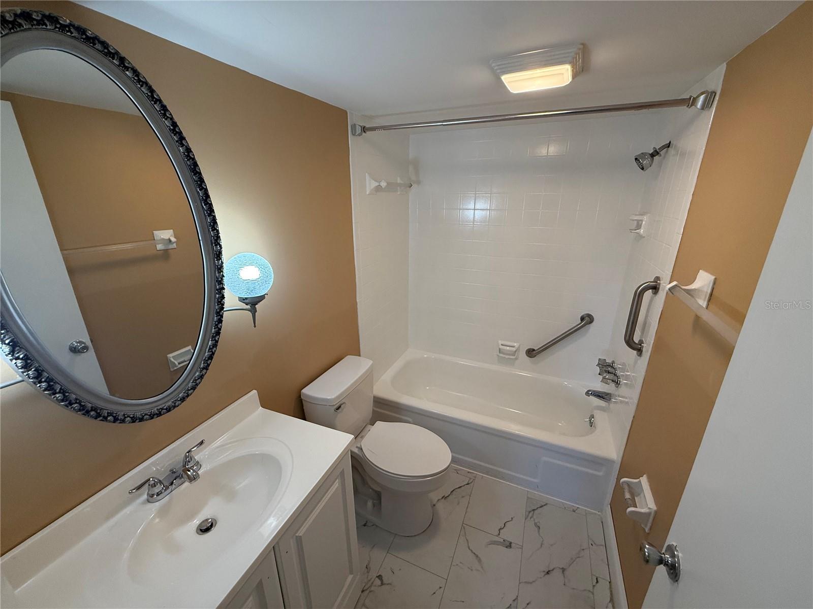 Image 3 of 17 For 21280 Brinson Avenue 203