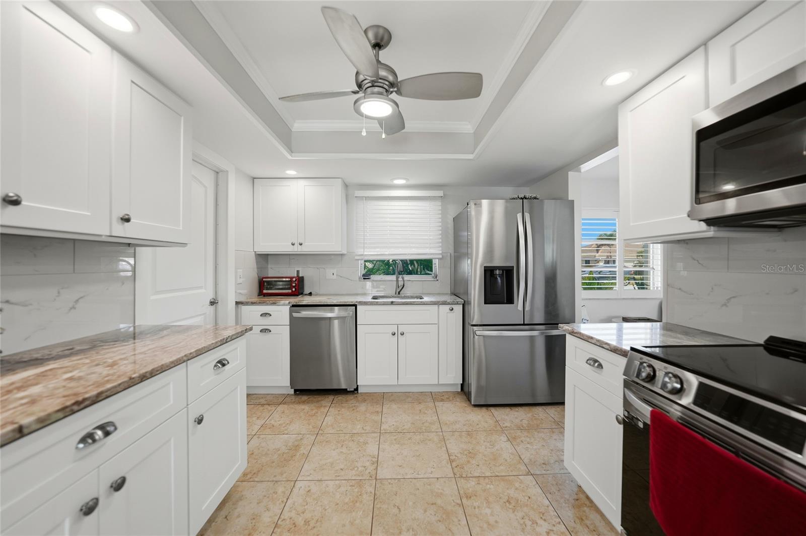 Image 12 of 34 For 495 Belvedere Court