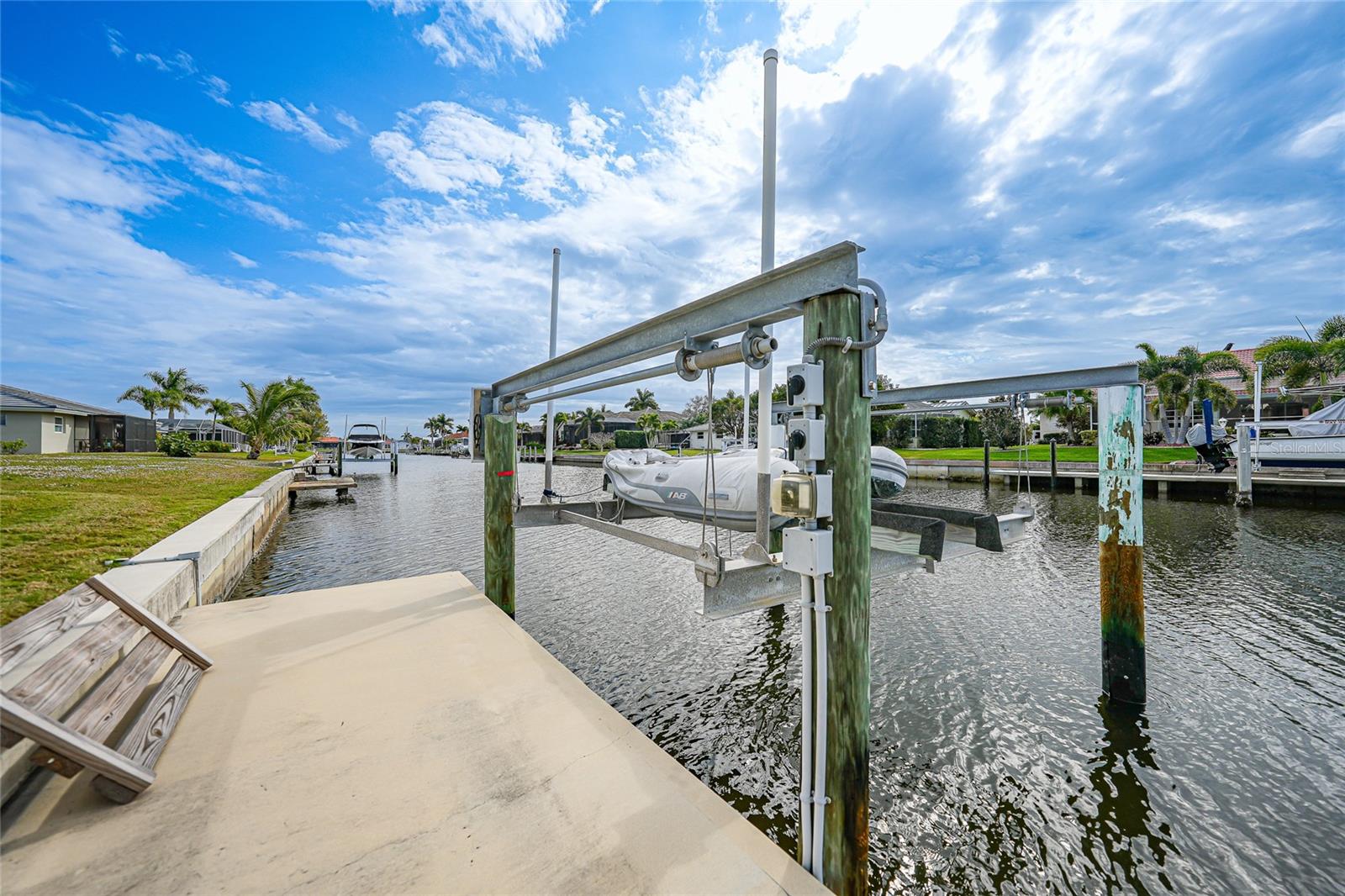 Image 32 of 34 For 495 Belvedere Court