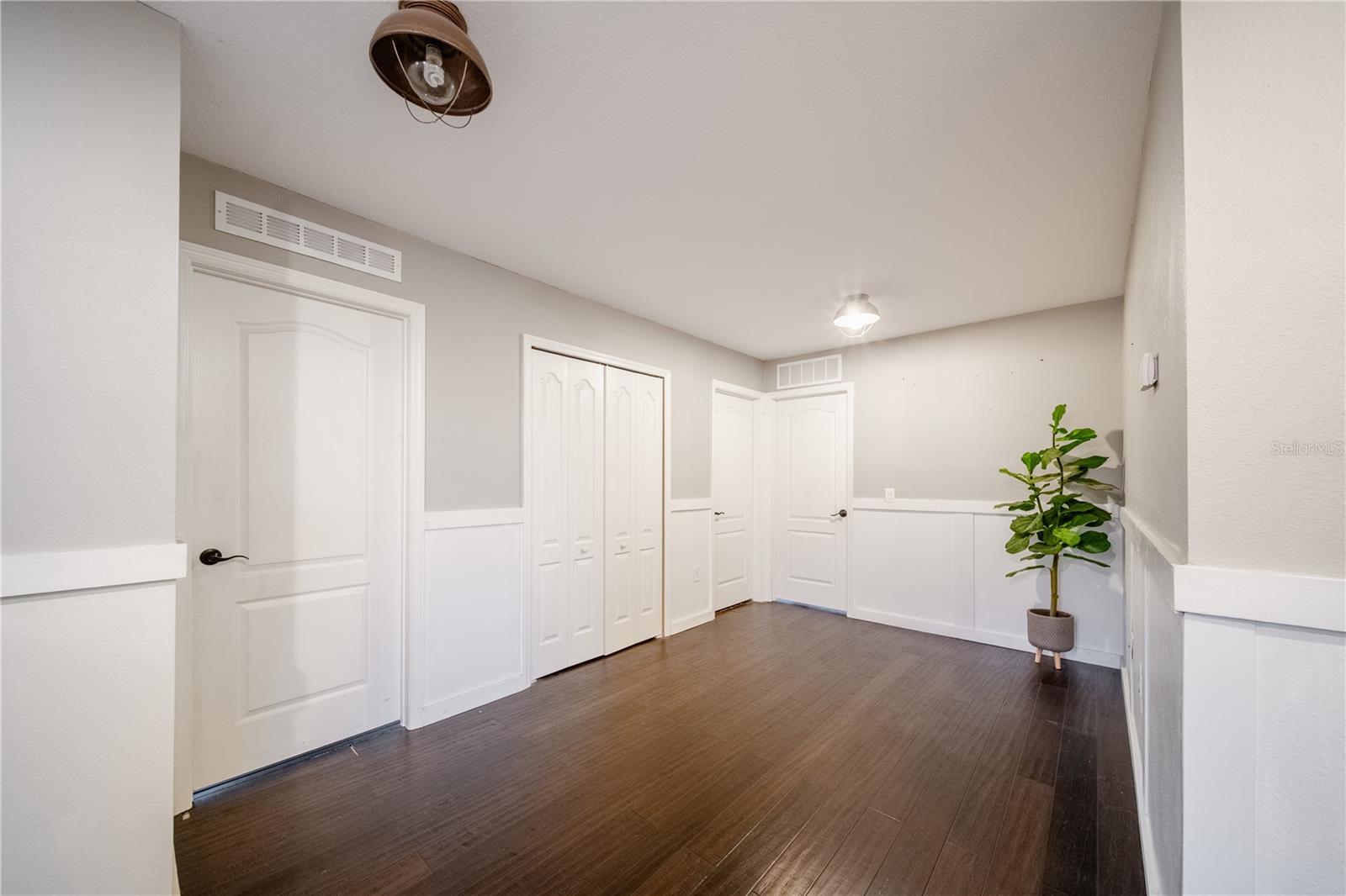 Image 32 of 47 For 2724 Suncoast Lakes Boulevard