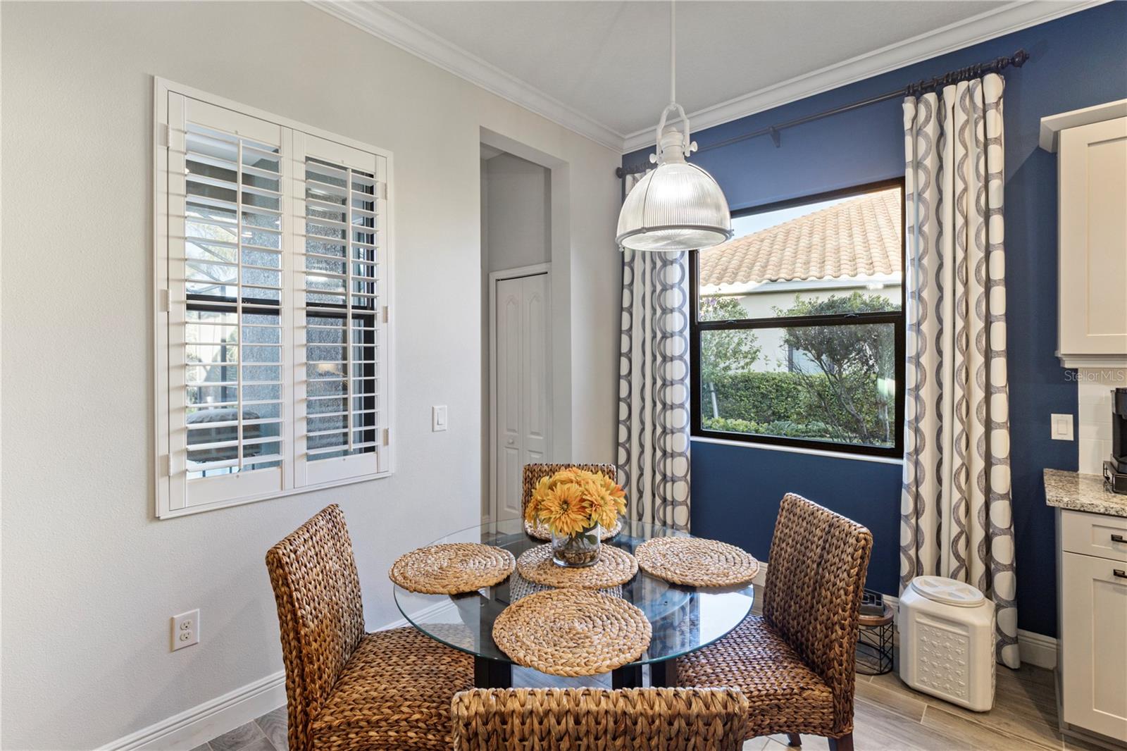 Image 16 of 62 For 26683 Raphis Royale Boulevard