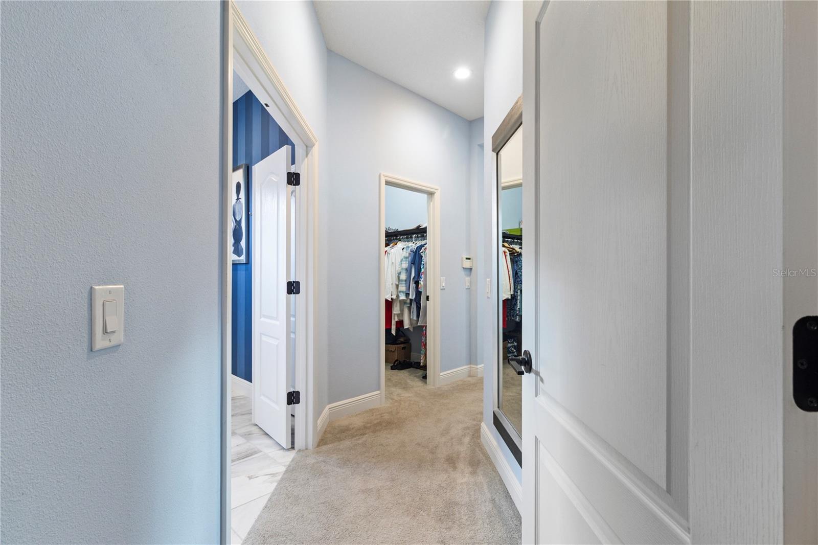 Image 23 of 62 For 26683 Raphis Royale Boulevard