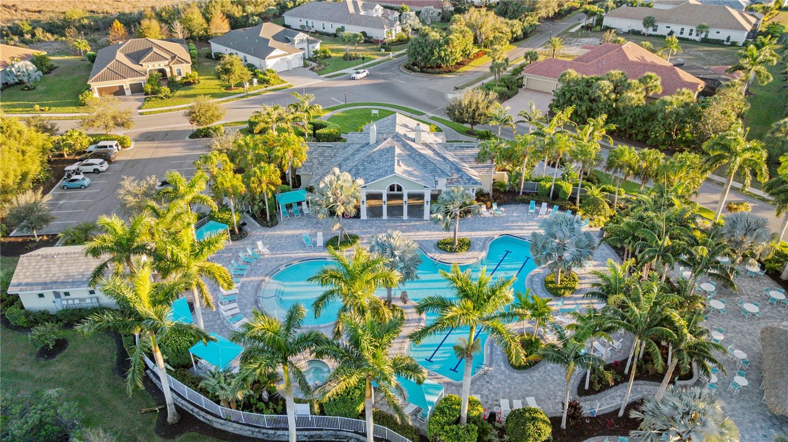 Image 52 of 62 For 26683 Raphis Royale Boulevard