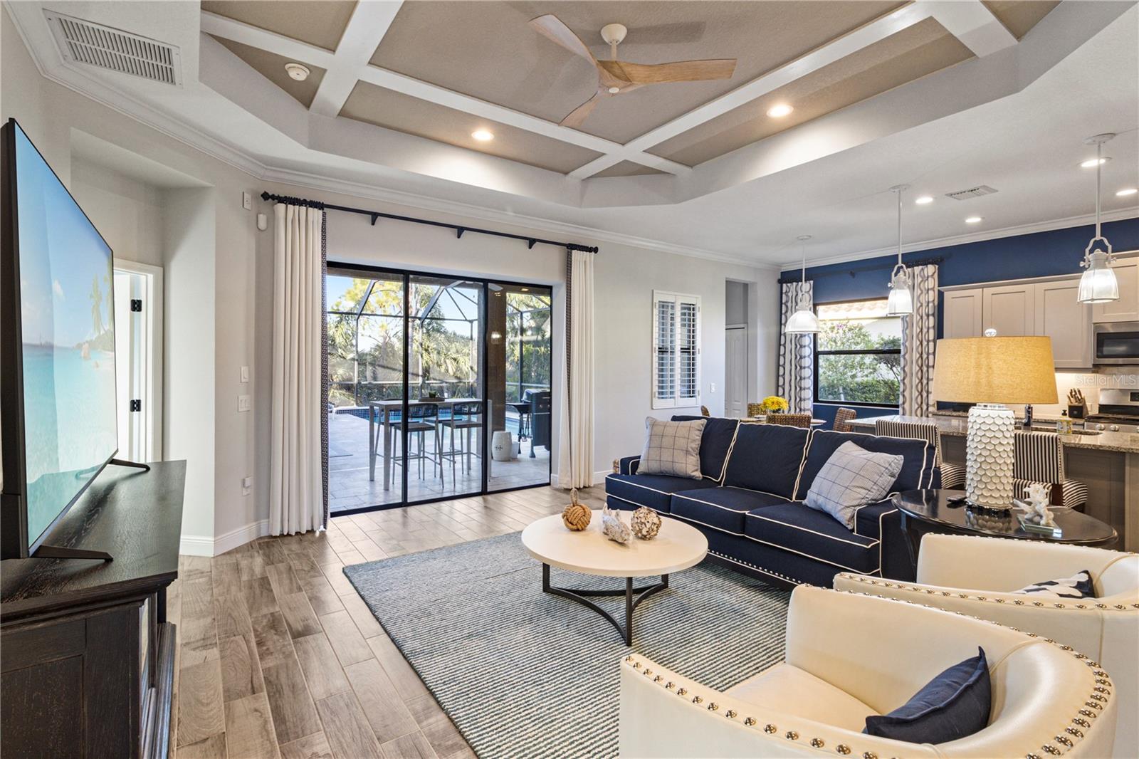 Image 7 of 62 For 26683 Raphis Royale Boulevard