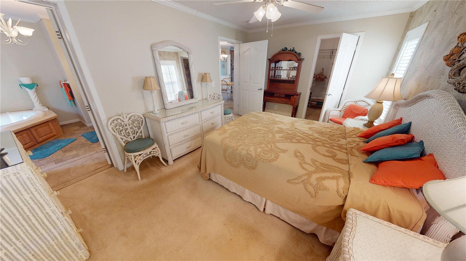 Image 17 of 34 For 10101 Burnt Store Road 141