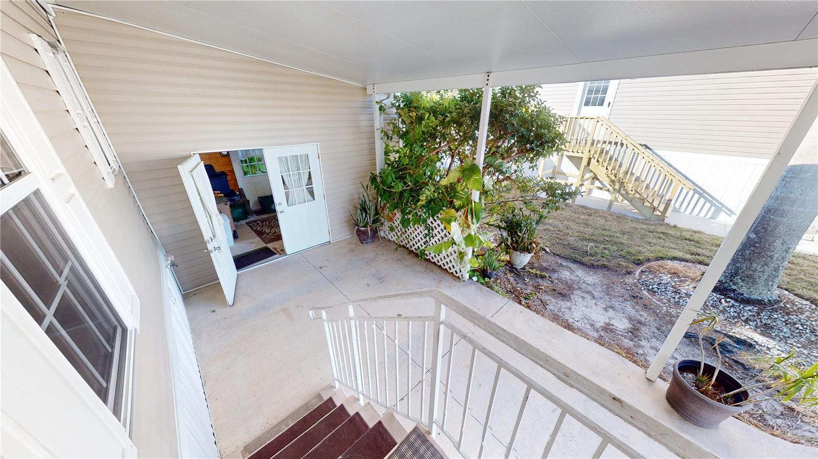 Image 21 of 34 For 10101 Burnt Store Road 141