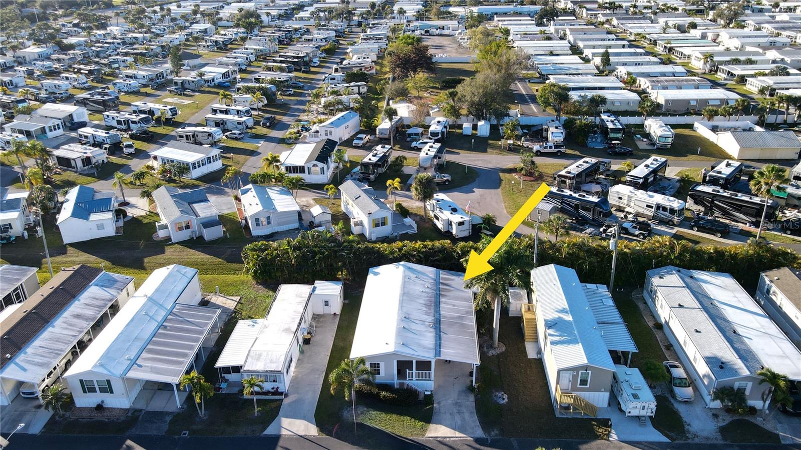 Image 24 of 34 For 10101 Burnt Store Road 141